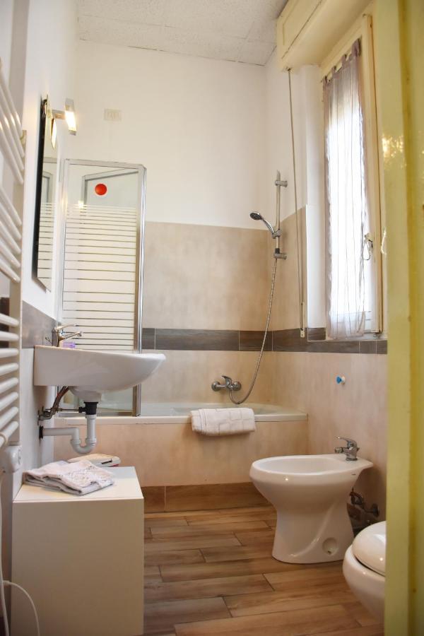 B&B Via Roma Bernate Ticino Dış mekan fotoğraf